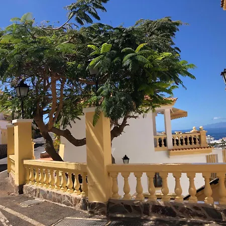 Romantic In Windsor Park Costa Adeje (Tenerife)